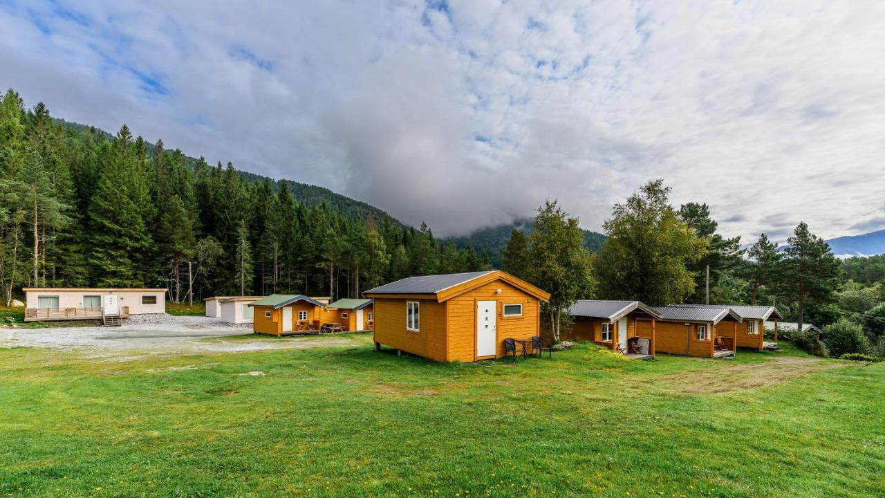 Korsbakken Camping Isfjorden Esterno foto