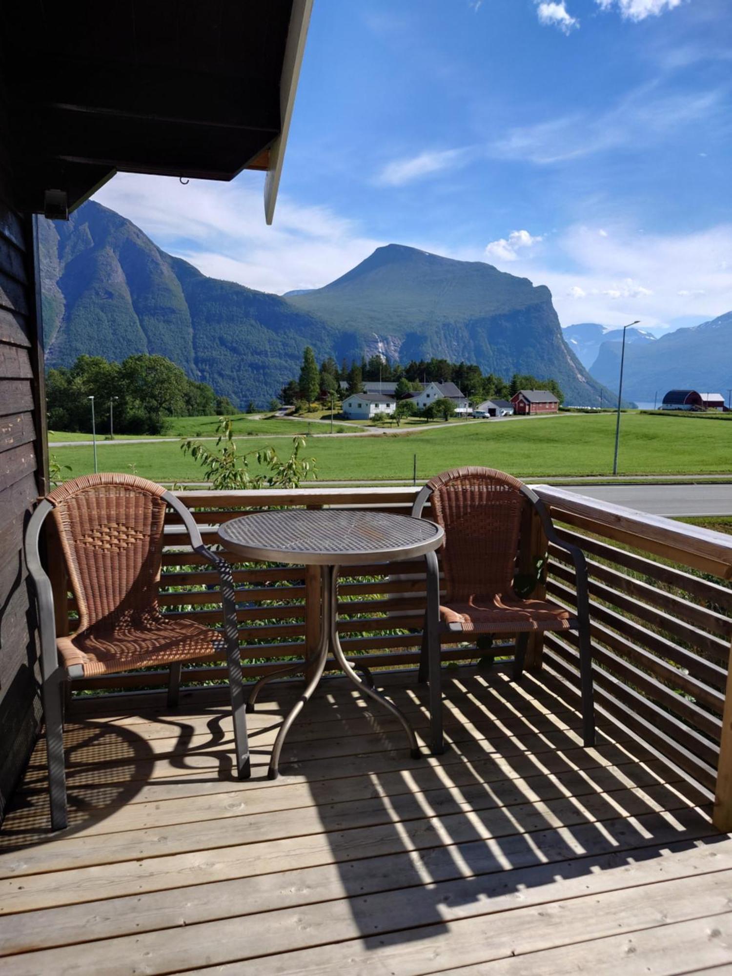 Korsbakken Camping Isfjorden Esterno foto